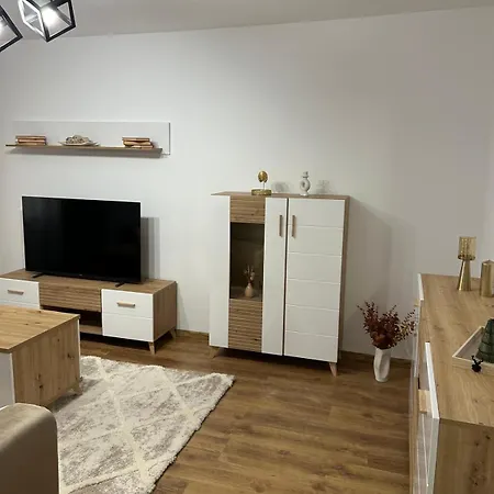 Jasminique * Κραϊόβα